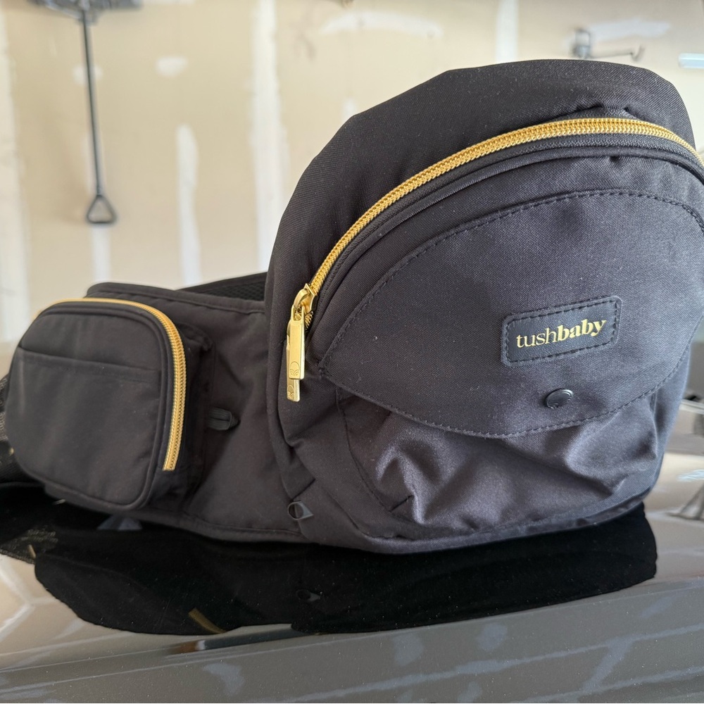 Tushbaby Carrier